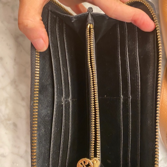 Tory Burch Wallet - Picture 2 of 3